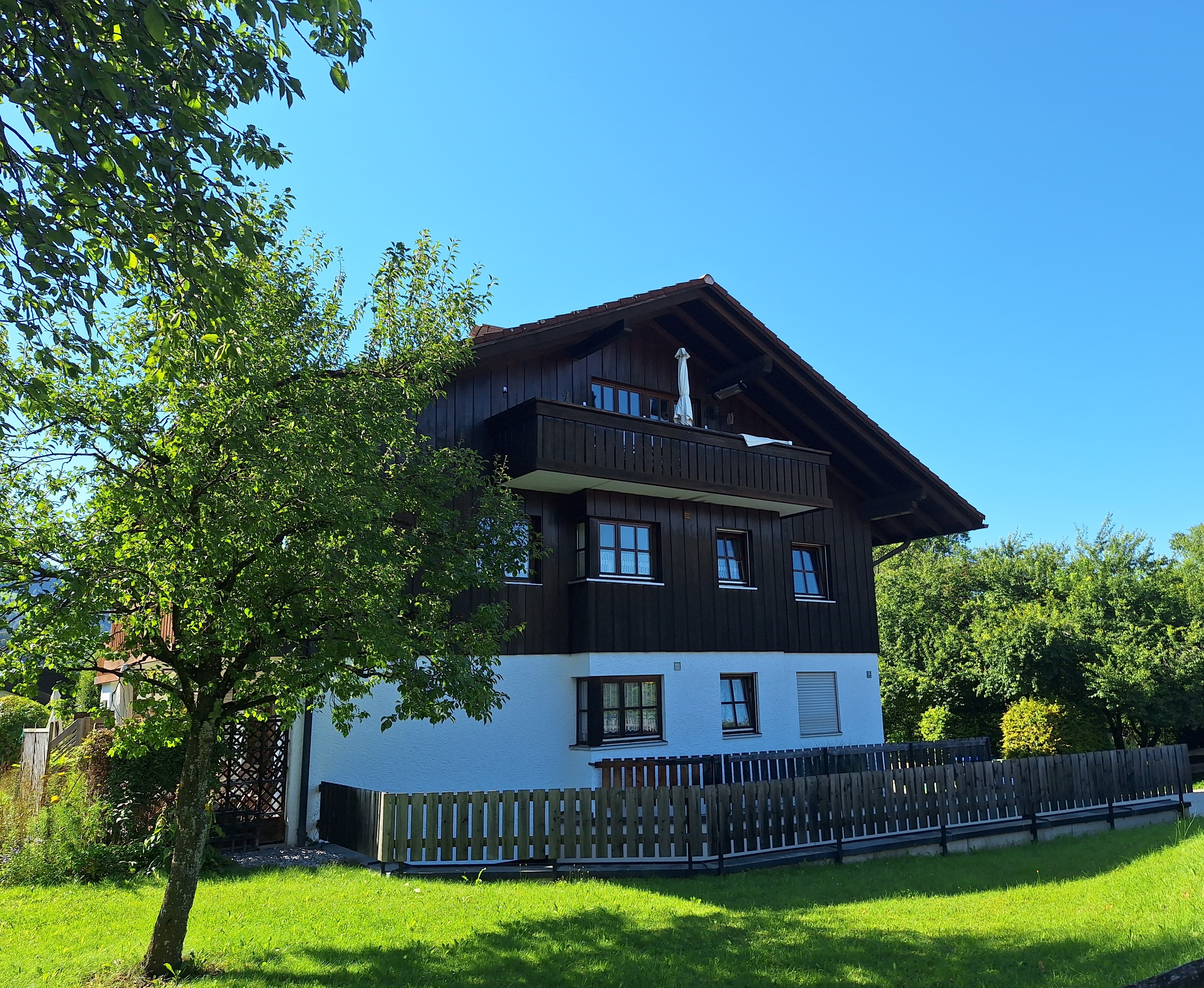 Hausfront bearbeitet